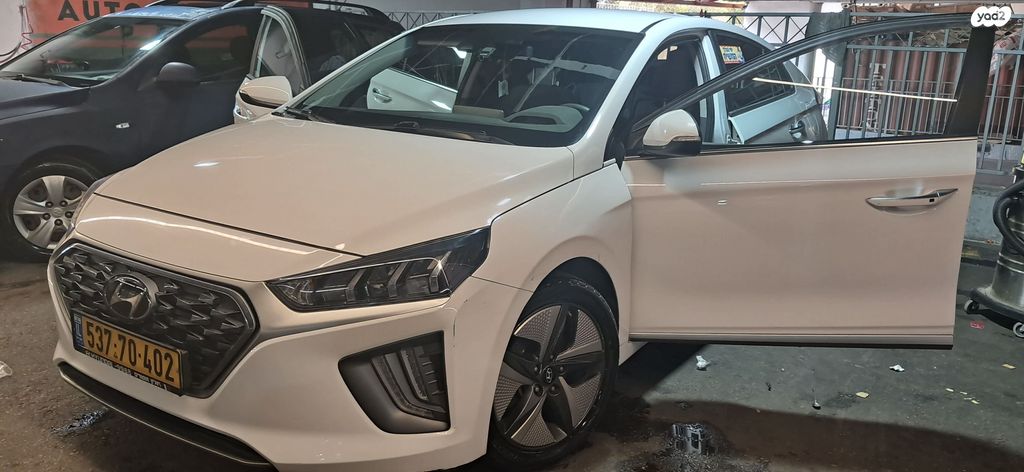 יונדאי איוניק