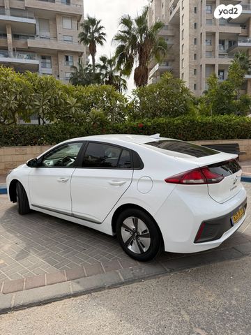 יונדאי איוניק