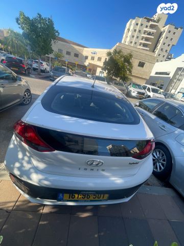 יונדאי איוניק