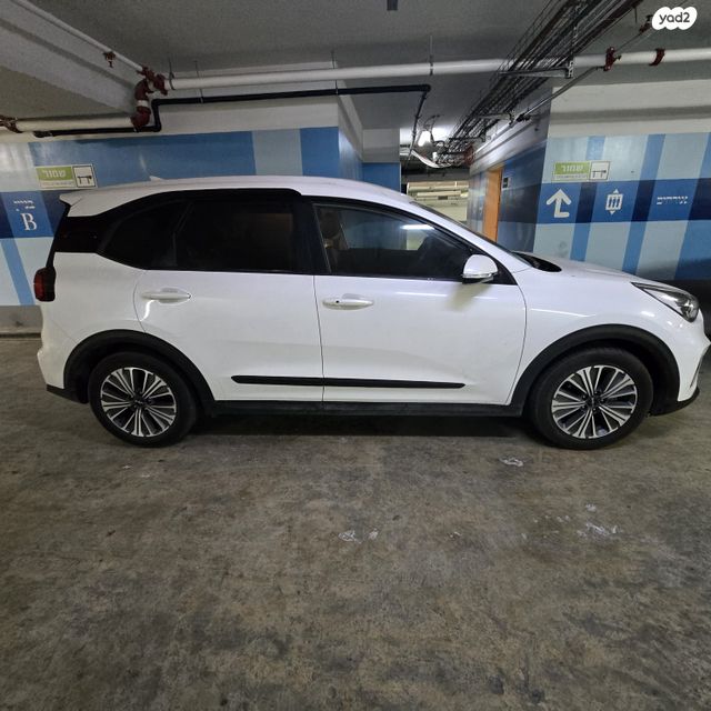 קיה נירו פלוס