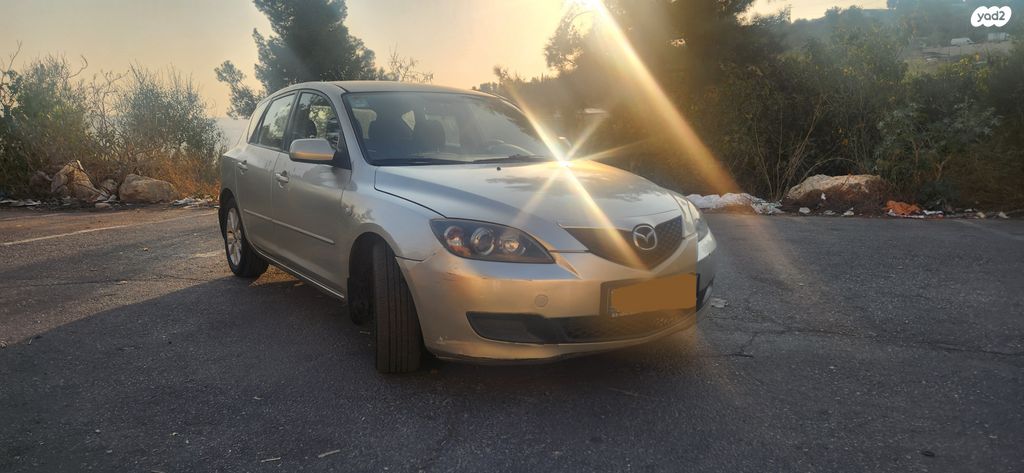 מודעת רכב מאזדה 3