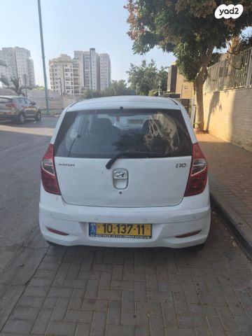 יונדאי i10
