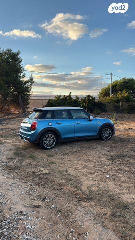מודעת רכב מיני קופר