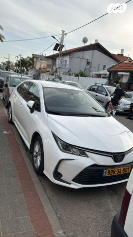 טויוטה קורולה