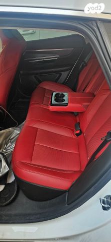 מודעת רכב אקספנג P7