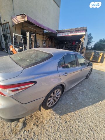 טויוטה קאמרי