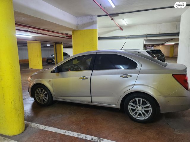 שברולט סוניק