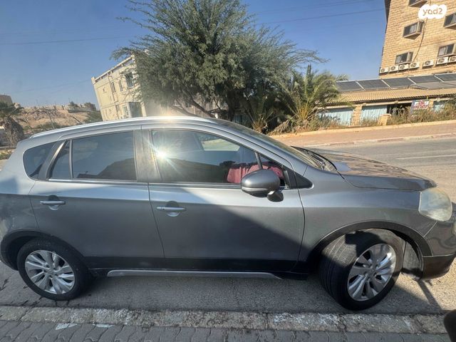 מודעת רכב סוזוקי קרוסאובר
