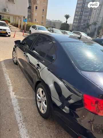 מודעת רכב פולקסווגן ג'טה 