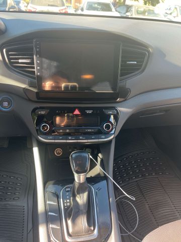 יונדאי איוניק