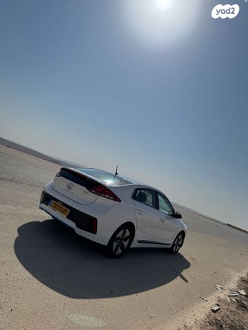 יונדאי איוניק