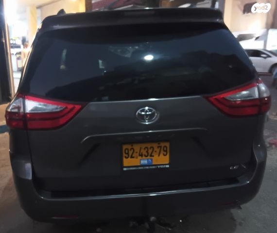 טויוטה סיינה