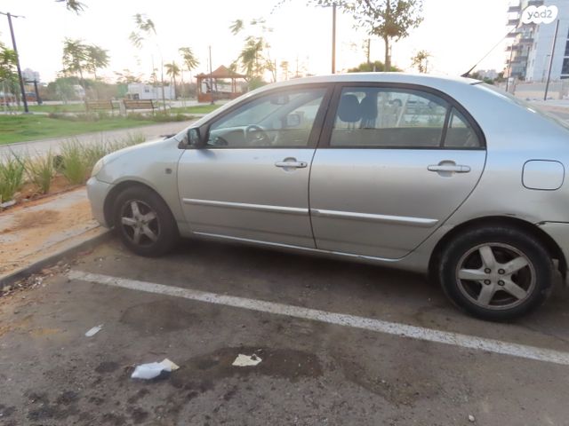 מודעת רכב טויוטה קורולה