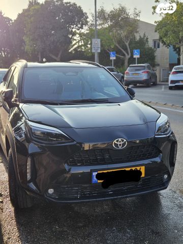 מודעת רכב טויוטה יאריס קרוס