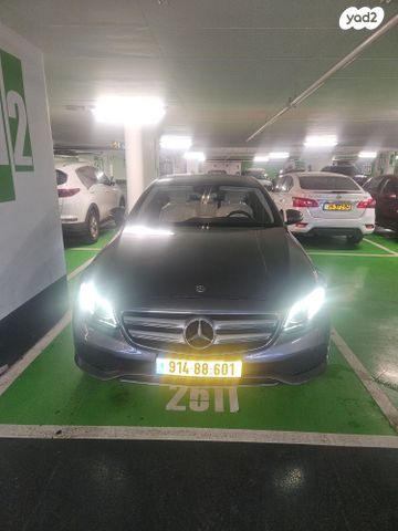 מודעת רכב מרצדס-בנץ E-class
