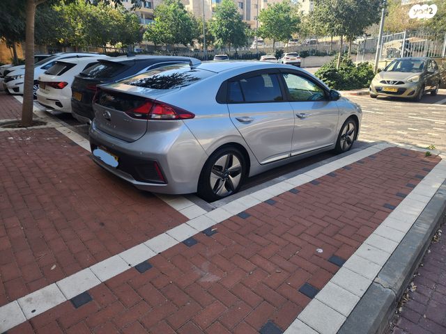 יונדאי איוניק