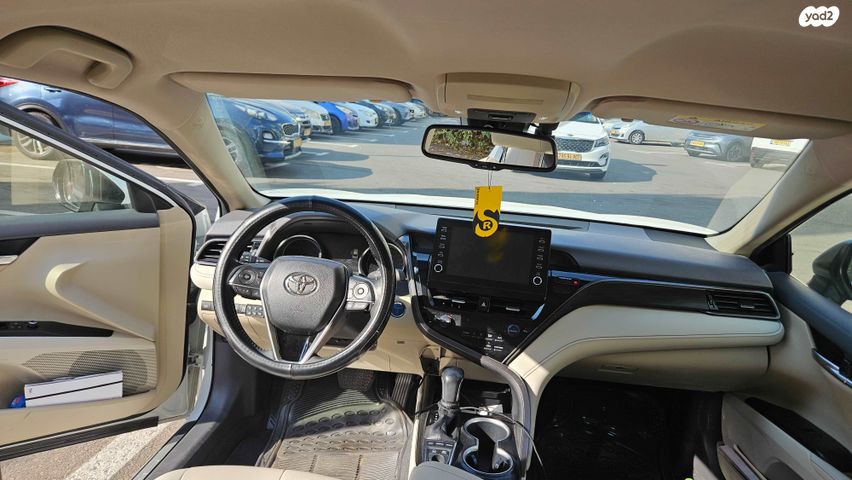 טויוטה קאמרי