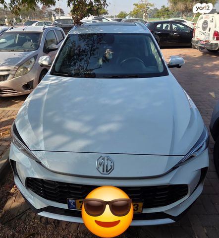 מודעת רכב אם ג'י ZS