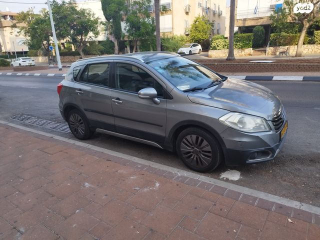 מודעת רכב סוזוקי קרוסאובר