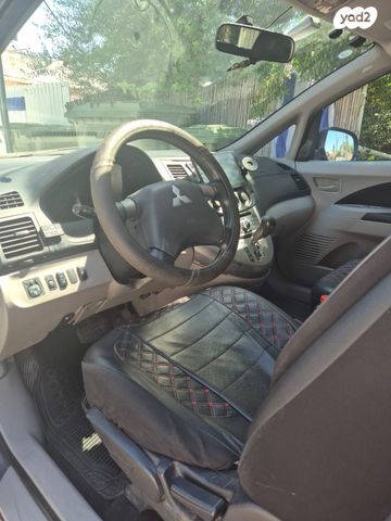 מיצובישי גרנדיס