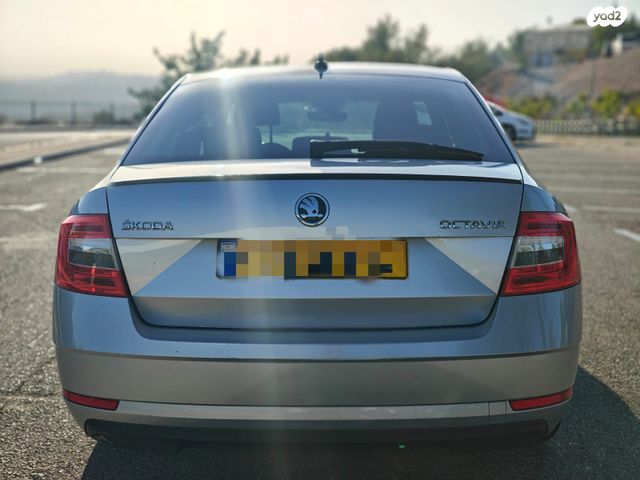סקודה אוקטביה