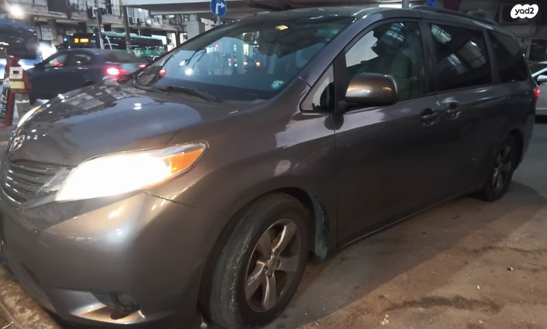 טויוטה סיינה