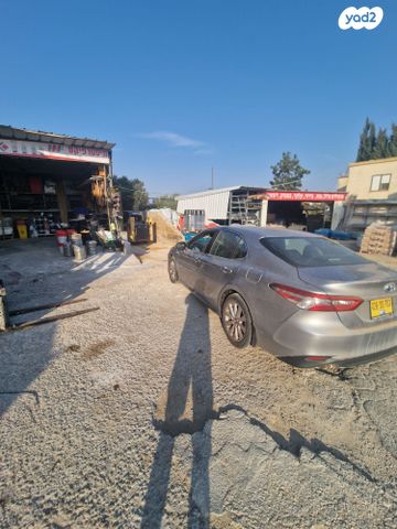 טויוטה קאמרי