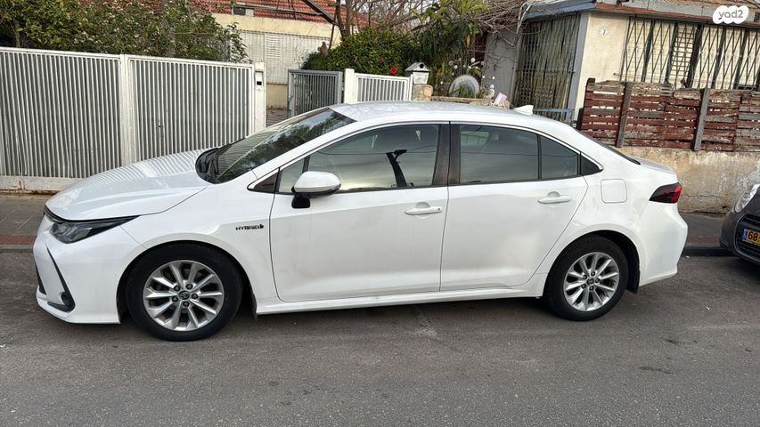 טויוטה קורולה