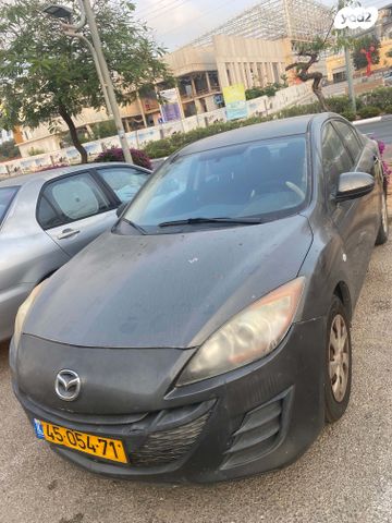 מודעת רכב מאזדה 3