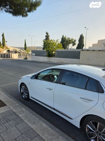 מודעת רכב יונדאי איוניק