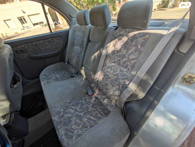 ניסאן אלמרה