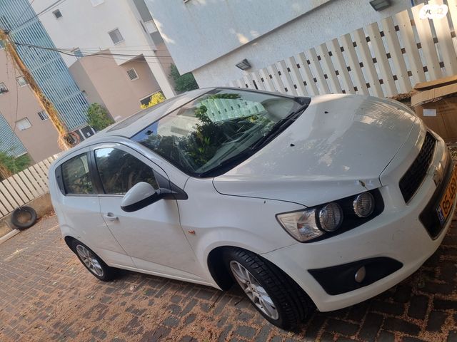 שברולט סוניק