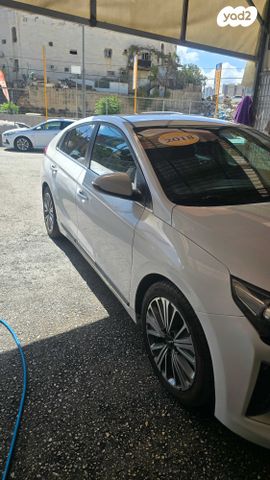 יונדאי איוניק