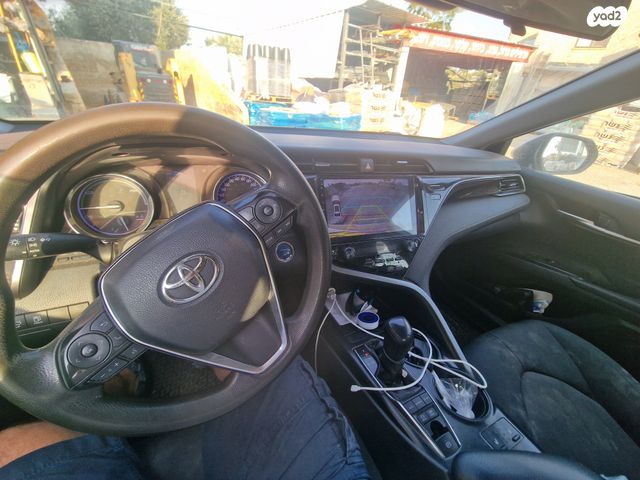 טויוטה קאמרי