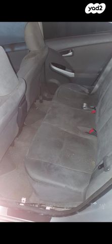 טויוטה פריוס