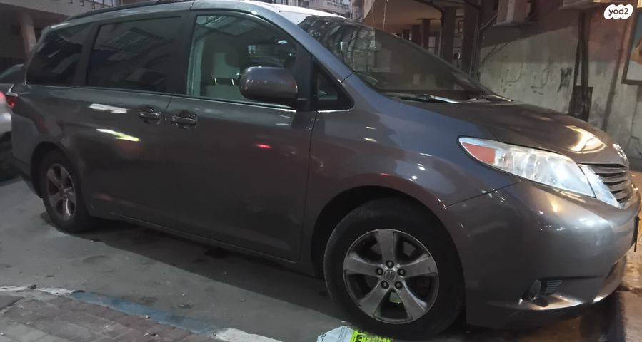 טויוטה סיינה