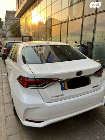 טויוטה קורולה