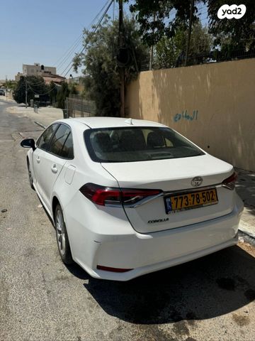 טויוטה קורולה