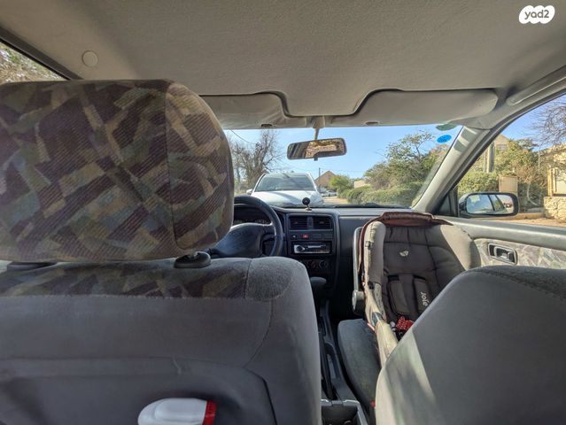 ניסאן אלמרה