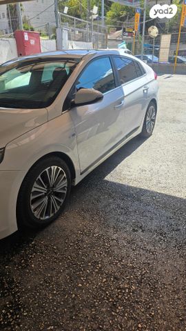 יונדאי איוניק