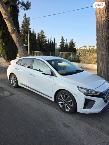 יונדאי איוניק