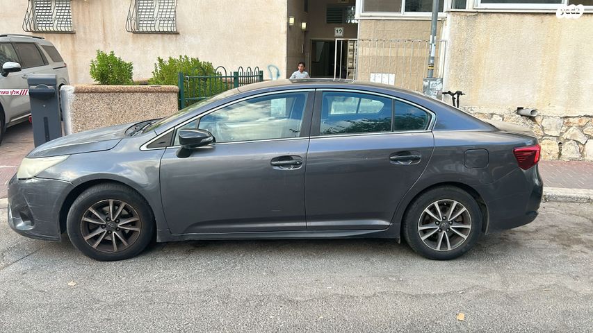 טויוטה אוונסיס