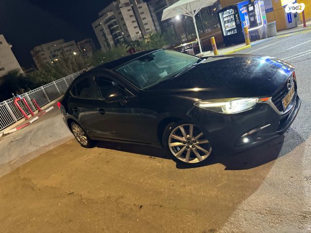 מאזדה 3