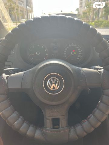 פולקסווגן פולו 