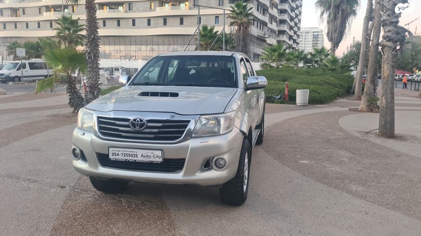 מודעת רכב טויוטה היילקס