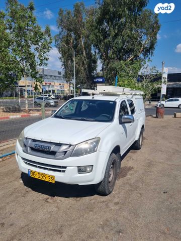 איסוזו די-מקס