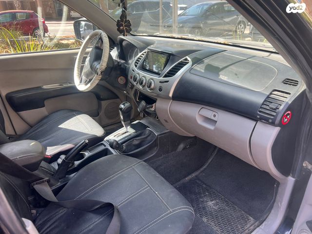 מיצובישי טרייטון / L200