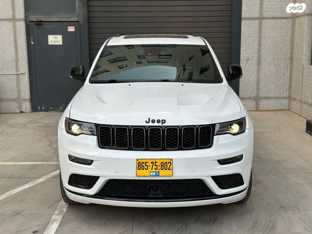 מודעת רכב ג'יפ גרנד צ'ירוקי