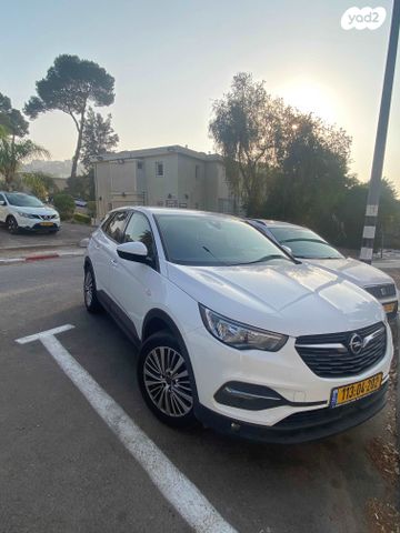 מודעת רכב אופל גרנדלנד