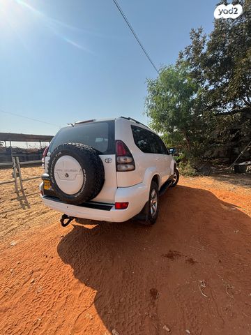 טויוטה לנד קרוזר